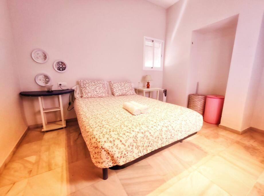 Enjoy Netflix Parking Segun Disponibilidad Apartment Sevilla Exterior foto